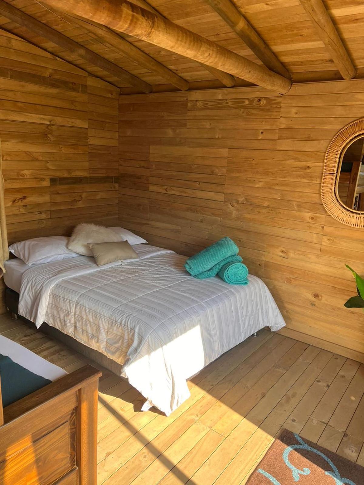 Cardinal Glamping Hotel Guatape Bagian luar foto